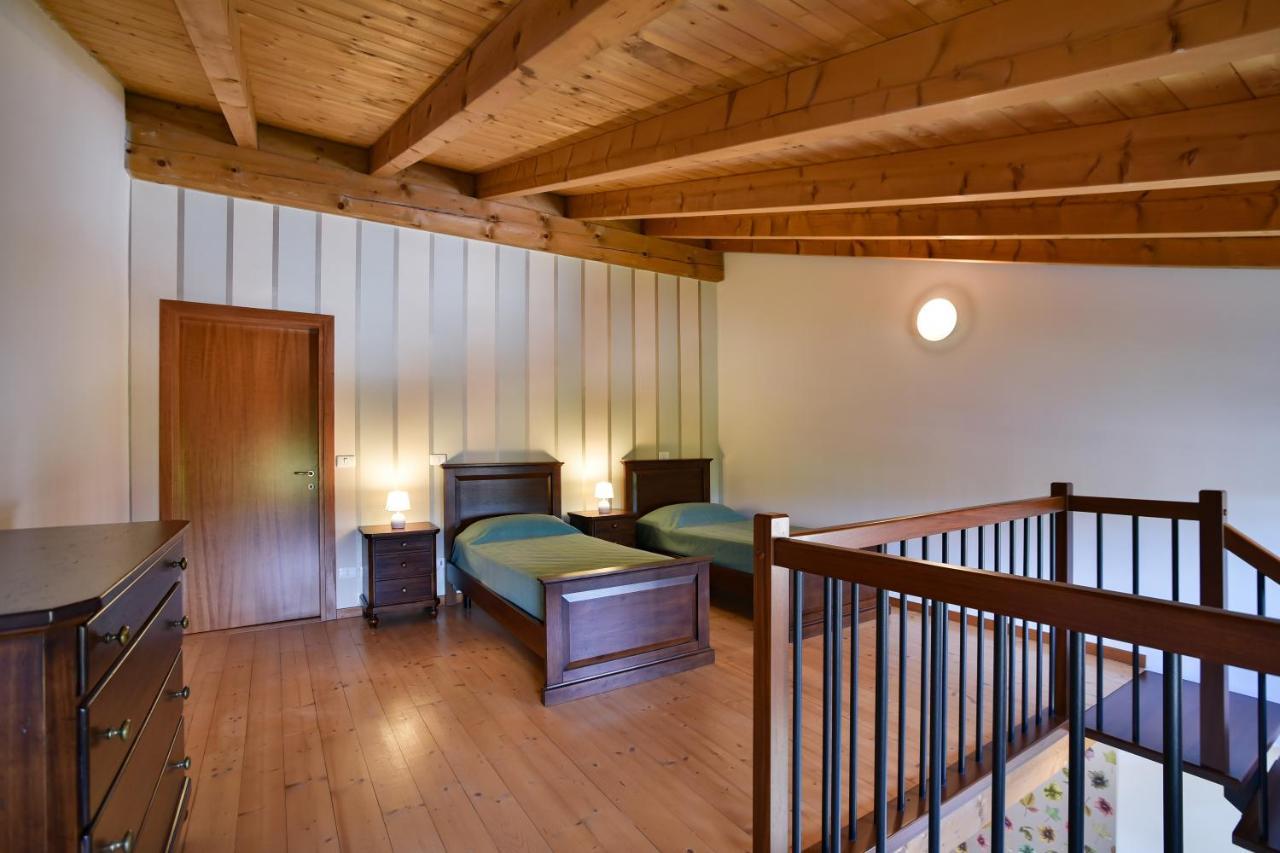 Agriturismo Colombare Teboi Лацизе Екстер'єр фото