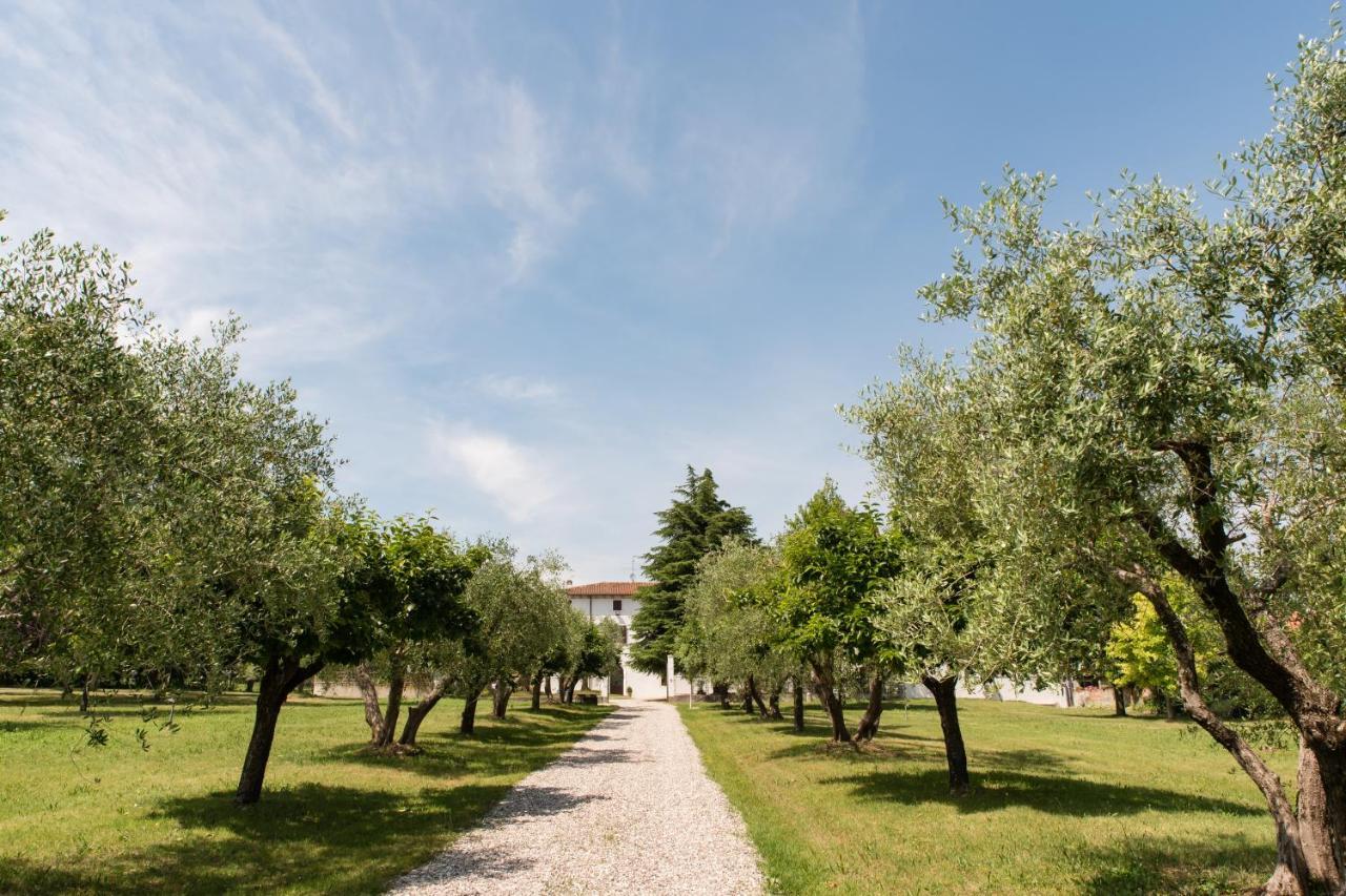 Agriturismo Colombare Teboi Лацизе Екстер'єр фото