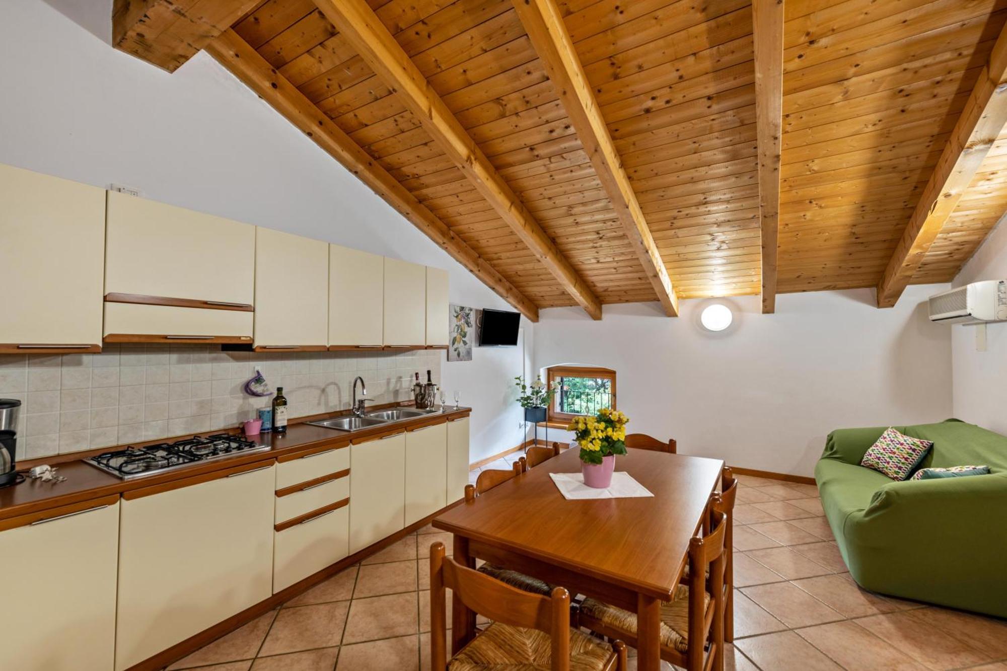 Agriturismo Colombare Teboi Лацизе Екстер'єр фото